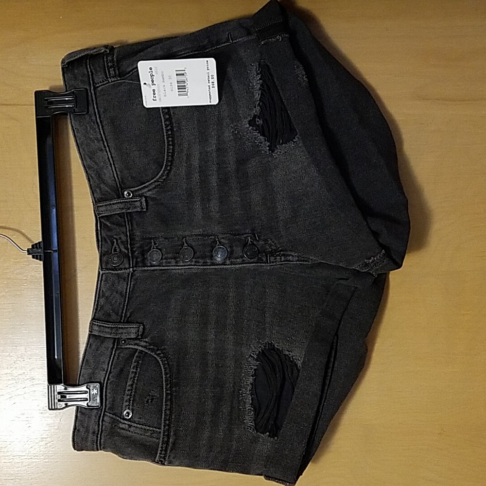 NWT Free People Denim Shorts 30 - Picture 2 of 3